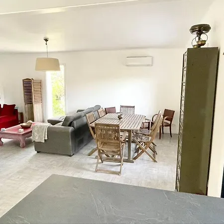 Jeannette Holiday home *